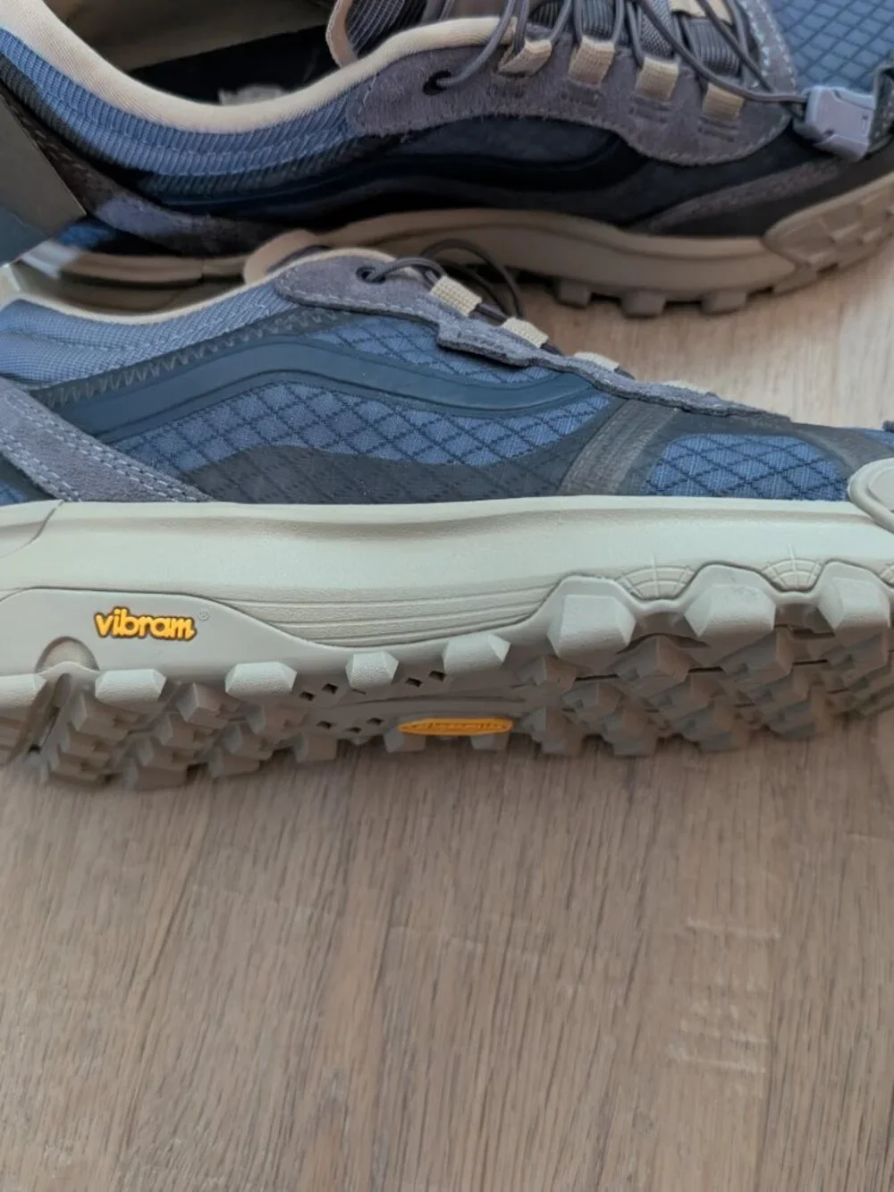 Vans Crosspath XC Hiking Sneakers Women's 8